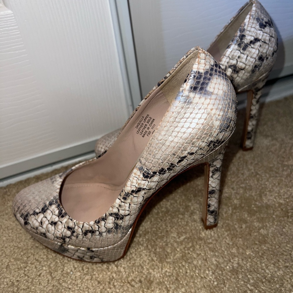 Joan & David Snakeskin Heels - Black and Cream